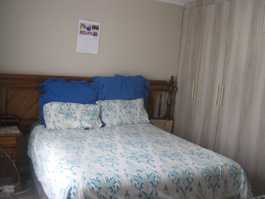 2 Bedroom Property for Sale in Strand Central Western Cape